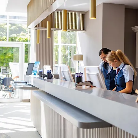 Seehotel Grossherzog Von Mecklenburg بولتينهاجين