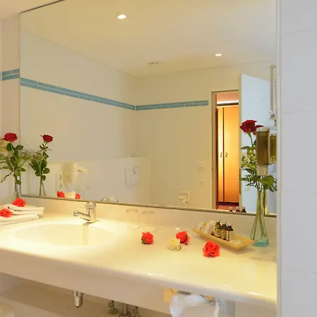 Hotell Seehotel Grossherzog Von Mecklenburg 4*