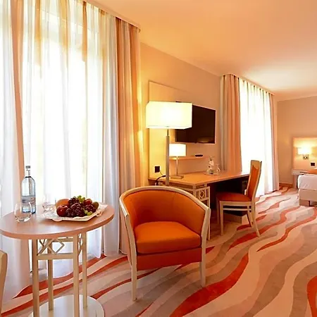 Hotel Seehotel Grossherzog Von Mecklenburg 4*
