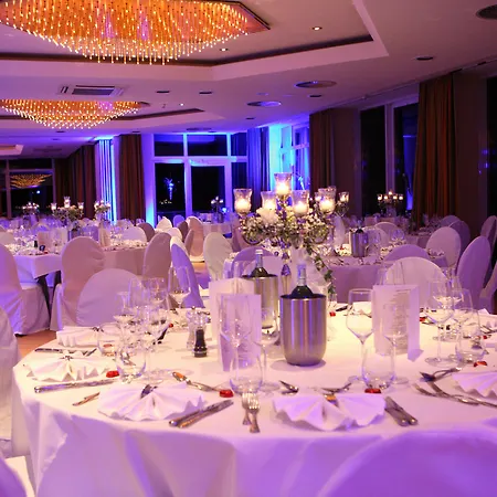 Hotel Seehotel Grossherzog Von Mecklenburg 4*
